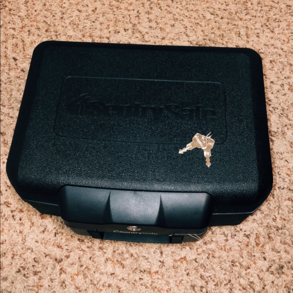brand new Sentrysafe Fire and water chest.